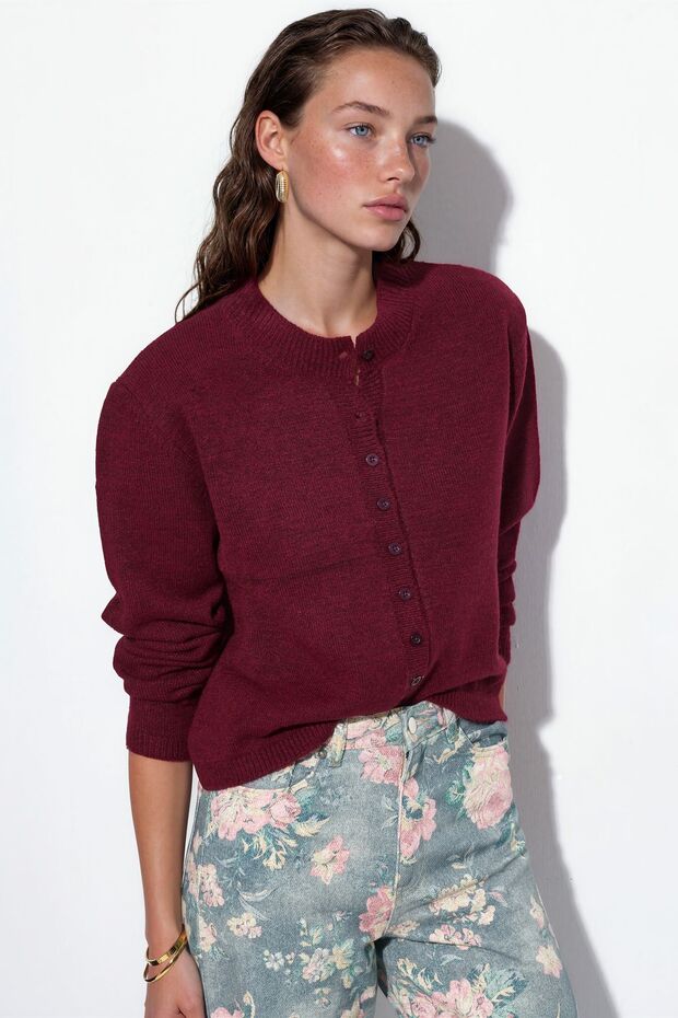 Viorna Round Neck Buttoned Ribbed Cardigan