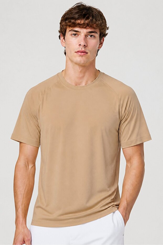 Men Slim Fit Short Sleeve Training T-Shirt, Beige