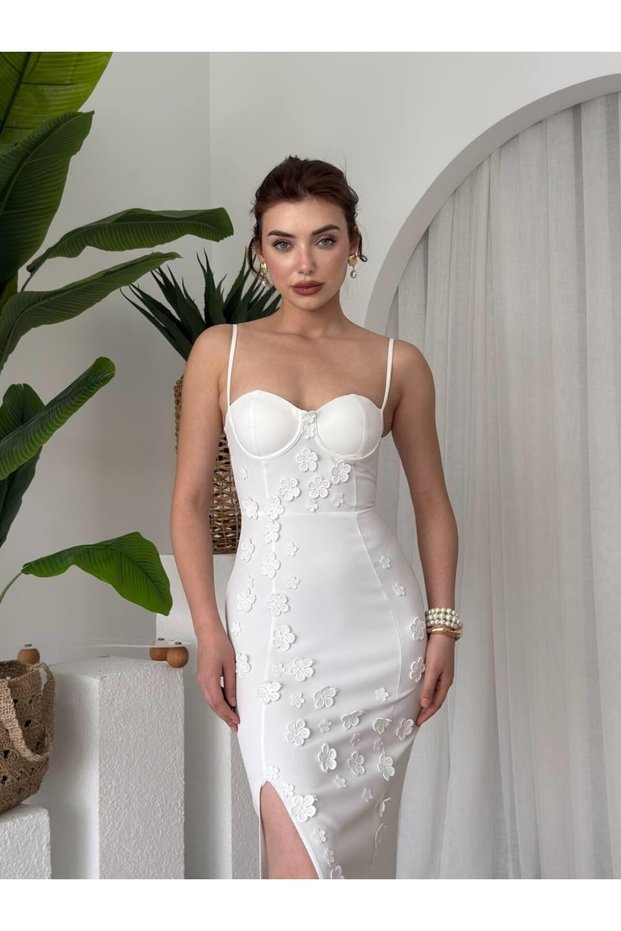 Women's White Strapless Sweetheart Neckline Floral Appliqué Slit Atlas Dress