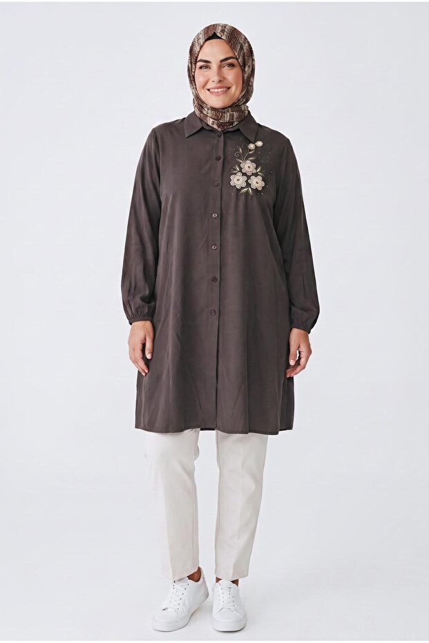 Plus Size Stone and Embroidery Printed Linen Tunic