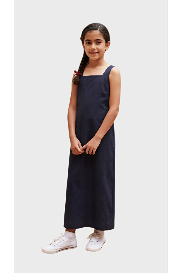 Girls' Secondary Apron with Elegant Design