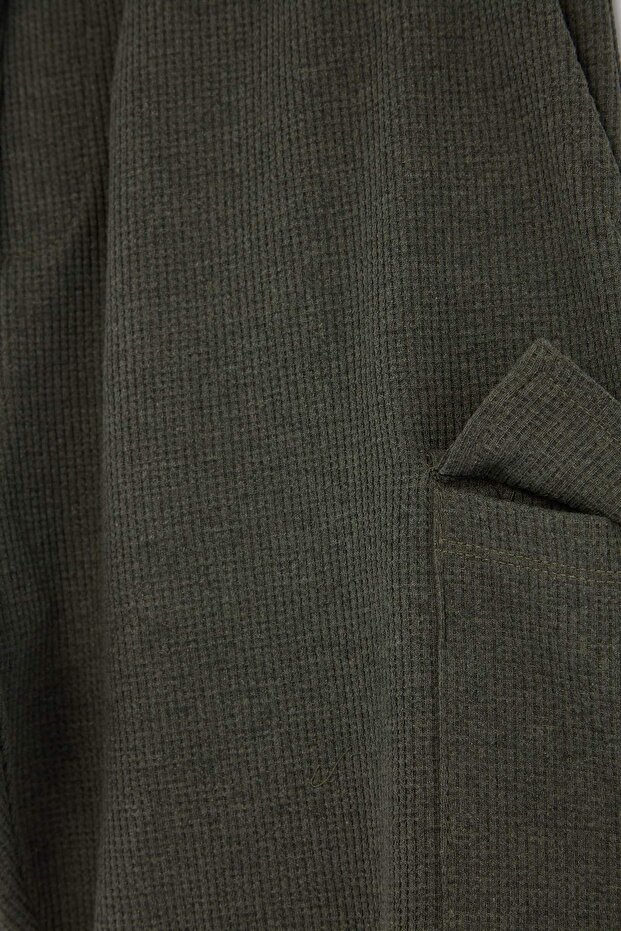 Haki Regular Kargo Cepli Dokulu Şort & Bermuda TMNSS26SR00021 - 5