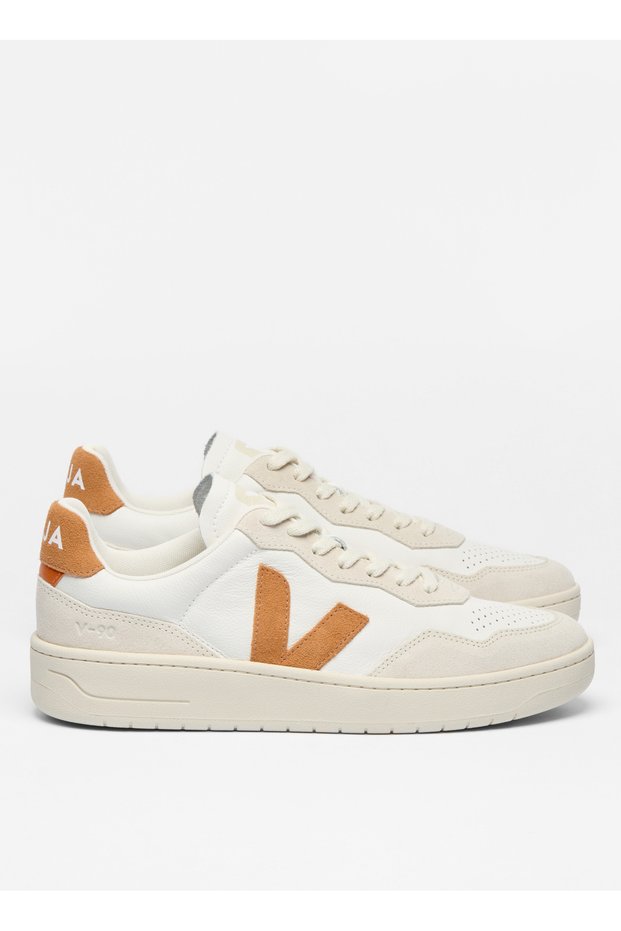 VD2003389 Sneakers