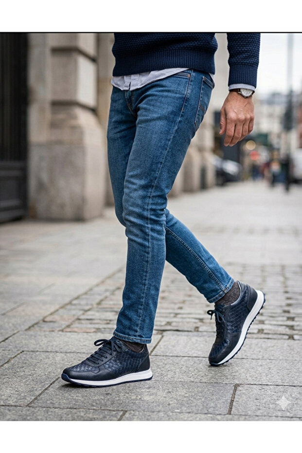 Daily Comfortable Genuine Leather Men's Sneaker Shoes