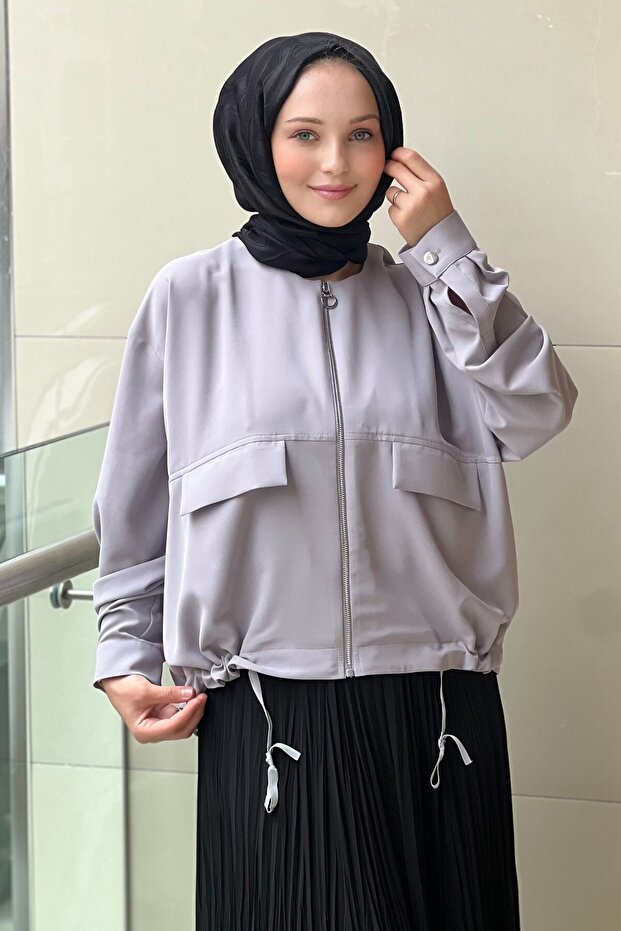 Pocket Detailed Zippered Waist Drawstring Jacket