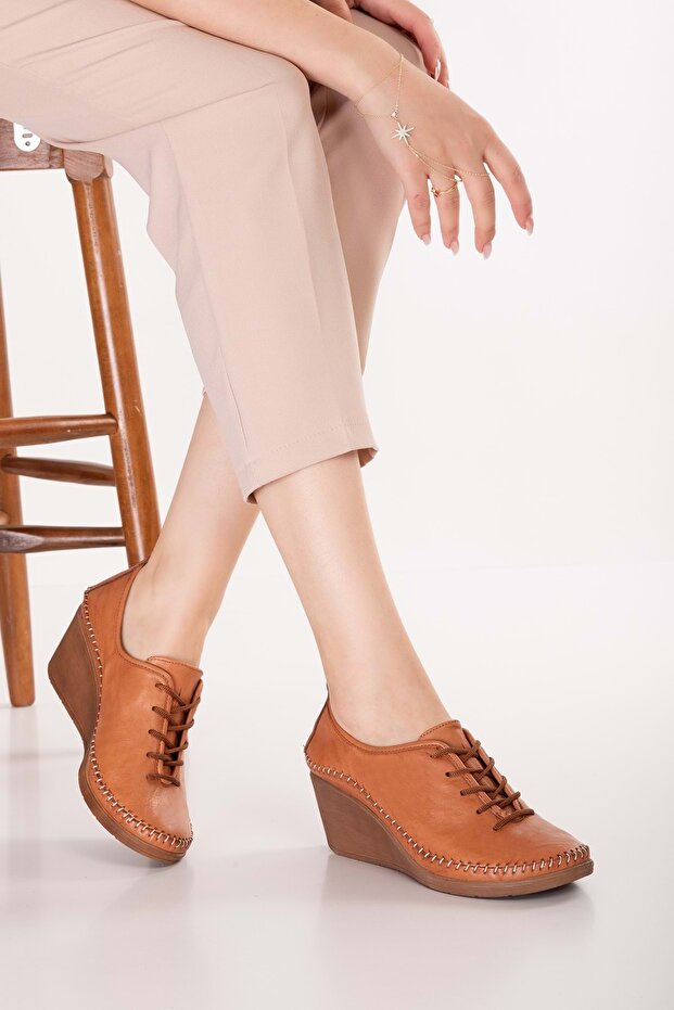 Genuine Leather Comfortable Summer Shoes with Padded Heels Ars.202 Tan