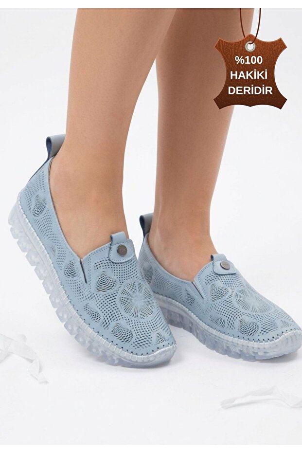 Rinna Blue Leather Sneakers-Narrow Fit.