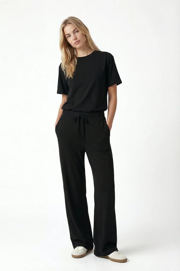 Morena Women's Elix Modal Touch Crew Neck Elastic Waist Pocketed Black Top and Bottom Set
