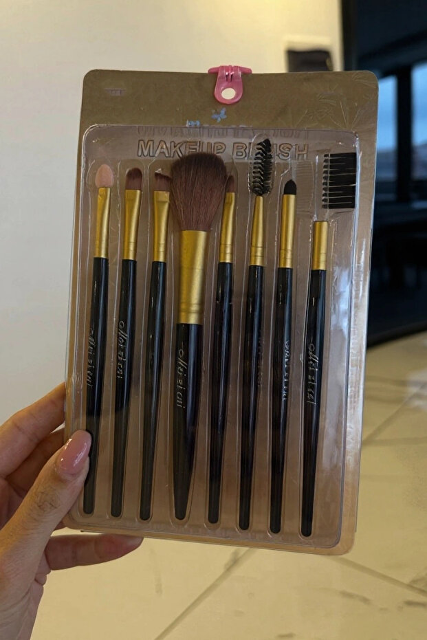 8-Piece Gold and Black Color Makeup Brush Set