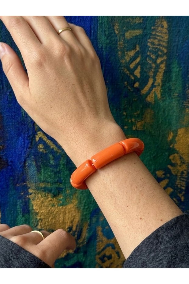 Flexible Bracelet in Vibrant Color