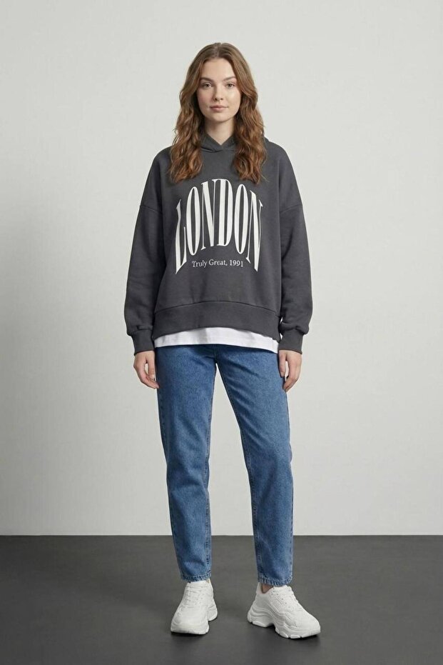 01407 Women's Print Detailed Hooded Sweatshirt
