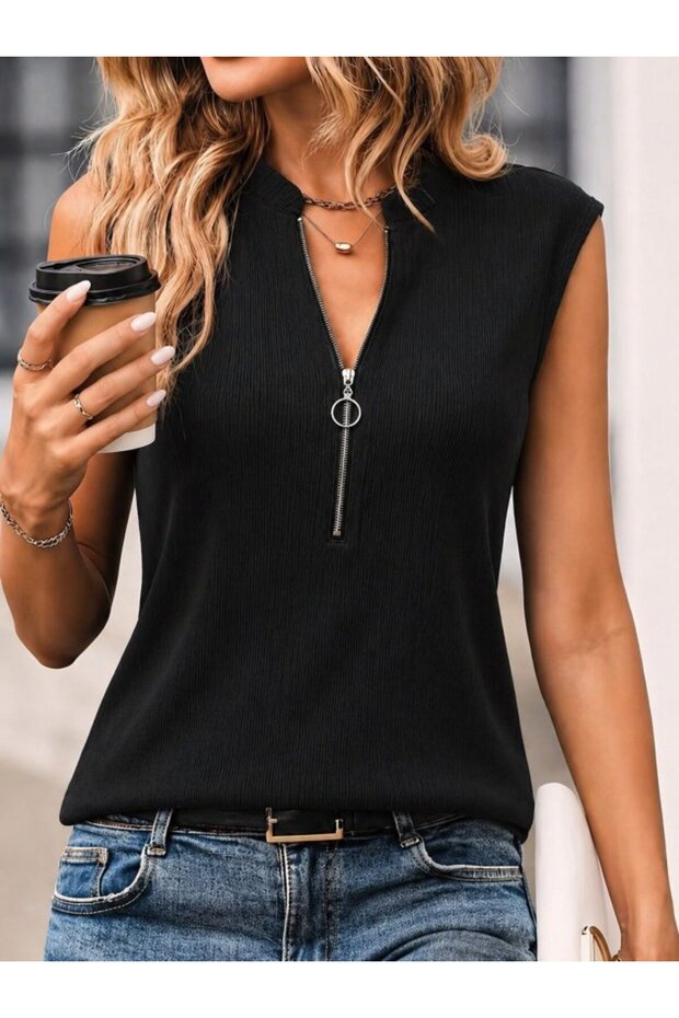 Women's Short Sleeve High Collar Front Zipper Wrinkled Blouse