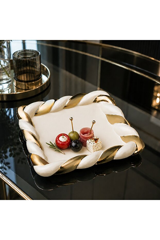 Gebo Gold Detailed Square Plate 28*28*4