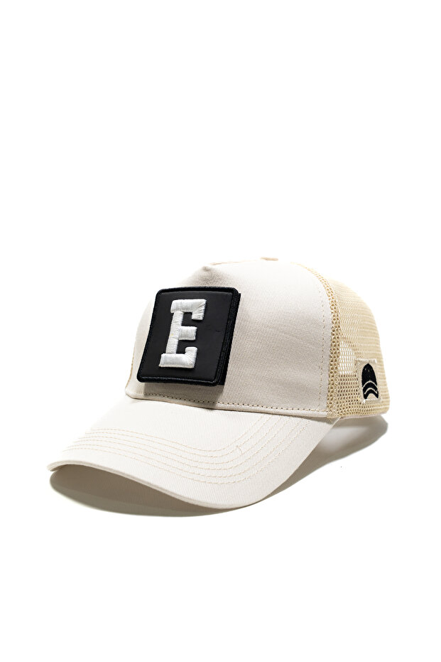 Beige Mesh Hat with Letter Patch Detail | Sports Hat Suitable for Daily Use