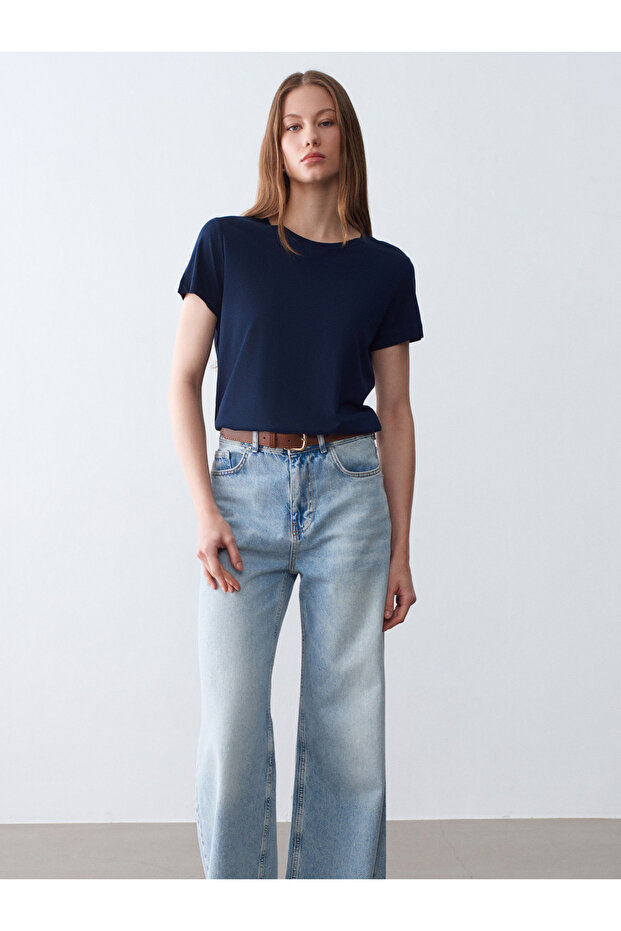 32852 Basic T-Shirt-Dark Blue - 1
