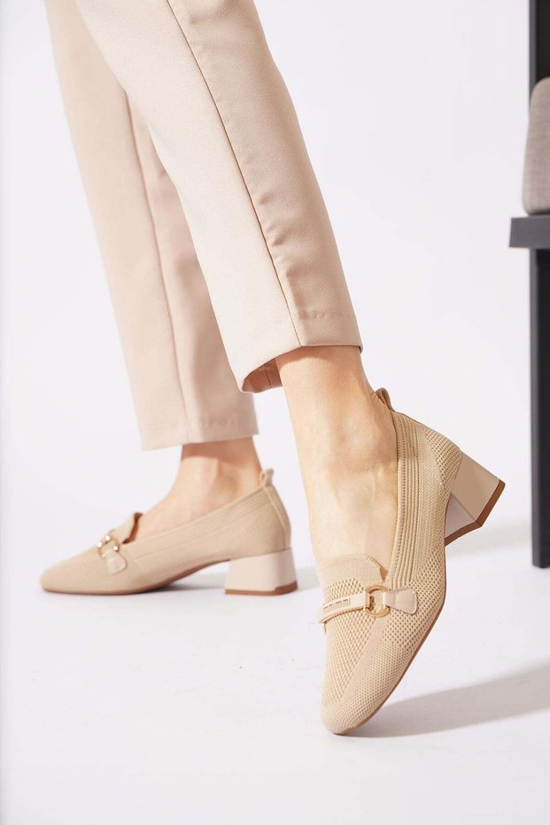 Sernesla knit heeled women's beige heeled shoes with buckle detail