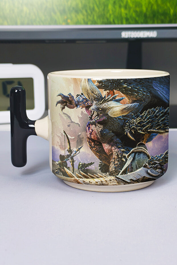 كوب فاخر من السيراميك المطبوع من Monster Hunter: World (قطعة واحدة) على شكل حرف T بمقبض أسود خاص V3T