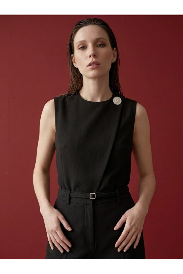 Frame vest model