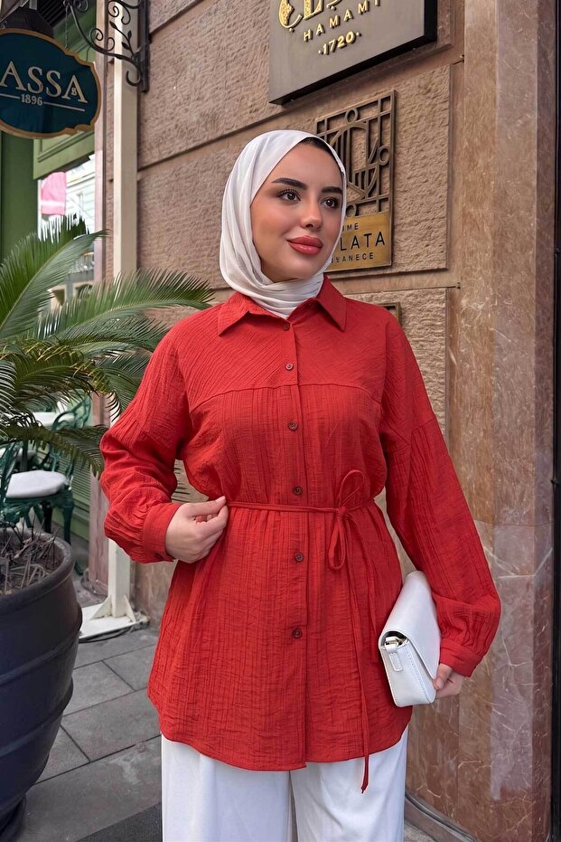 Women's Self-Patterned Waist-Tie Shirt Red