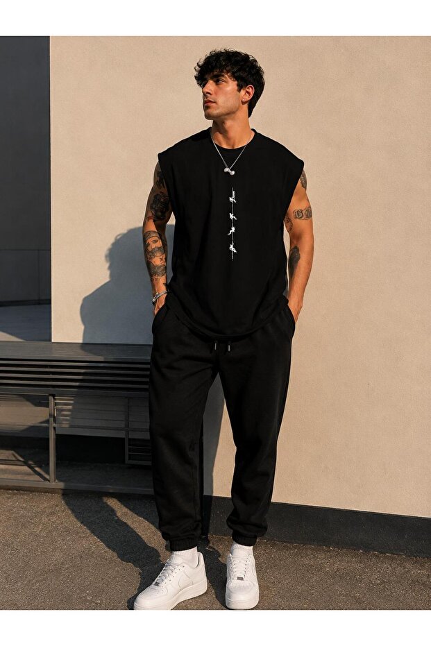 Men's Commando Operation Graphic Printed Zero Sleeve Round Neck Black T-Shirt / Tshirt