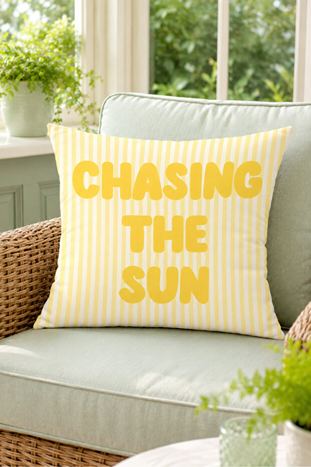 غطاء وسادة مزخرف مطبوع عليه نص مخطط باللون الأصفر من Chasing The Sun، مقاس 43x43 سم