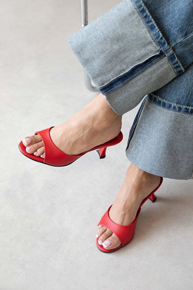 Best Women's Heeled Leather Sandals Red