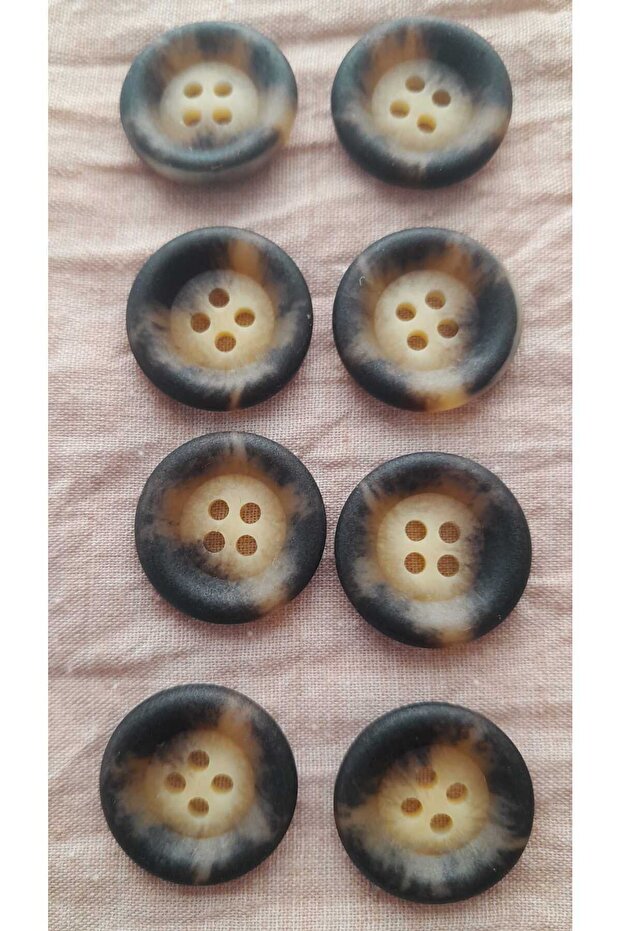 Polyester Button 18 mm 8 Pieces
