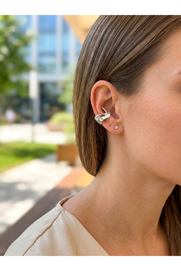 Wave Design Earcuff Silver Color Plated - Cartilage Earring for Non-Pierced Ear
