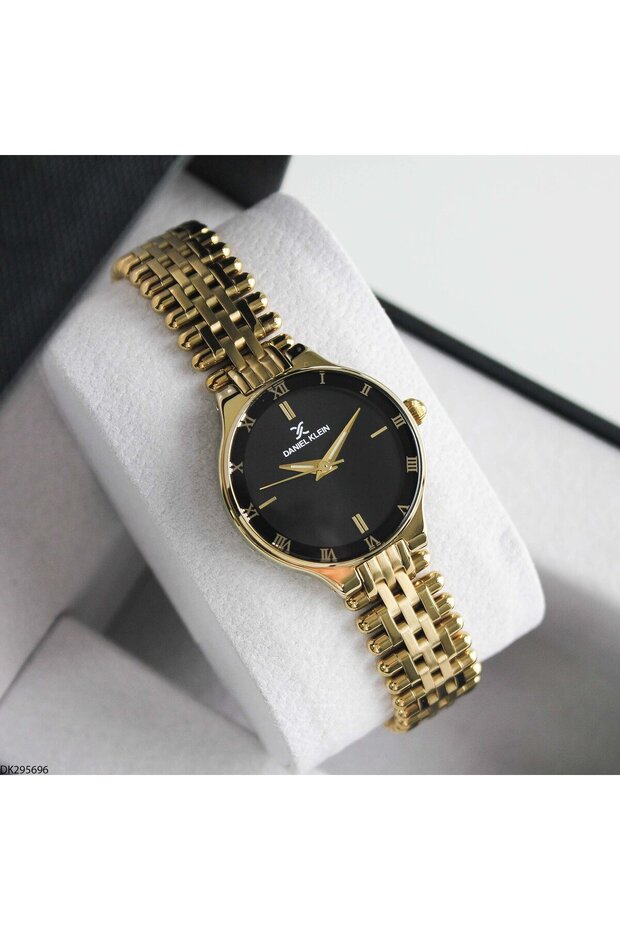 Dk295696 Women's Wristwatch with Steel Strap