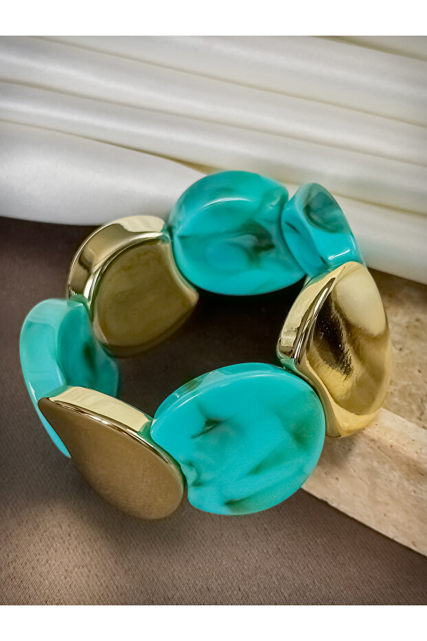 Zr Geometric Patterned Large Acrylic Bracelet