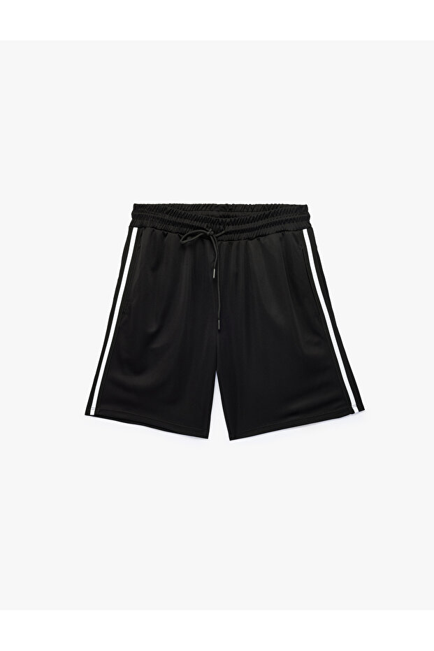 Pockets, Ribbed Waist, Lace-Up Sports Shorts