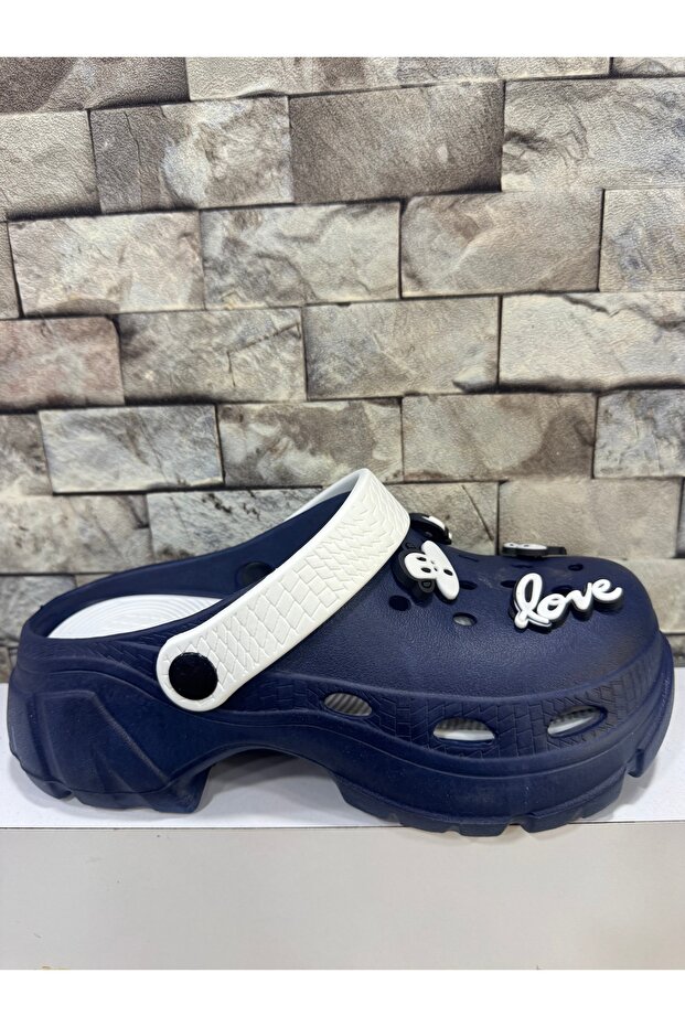 Pool Sea Daily Wearable Sole Comfort Krocs