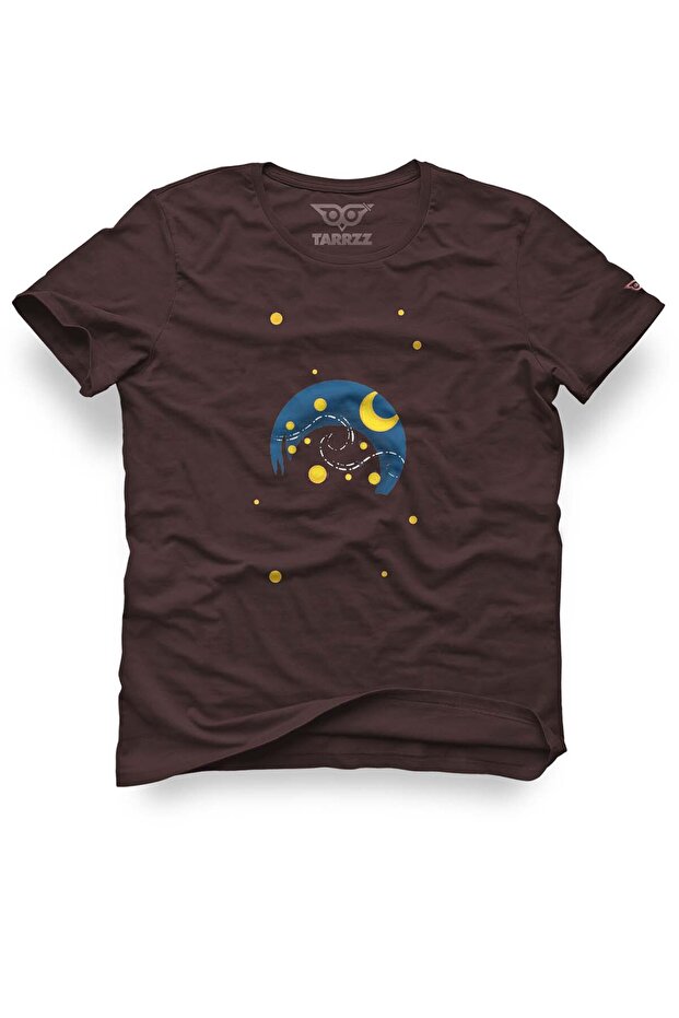 تي شيرت بتصميم للجنسين من Lunar Glow Design