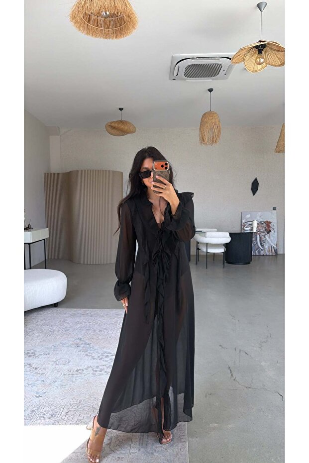 سترة باريو طويلة من الشيفون الأسود المكشكش