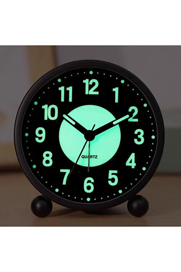 Bedroom clock, silent, battery operated, tick-free, modern design, silent clock for the bedroom, luminous clock - black