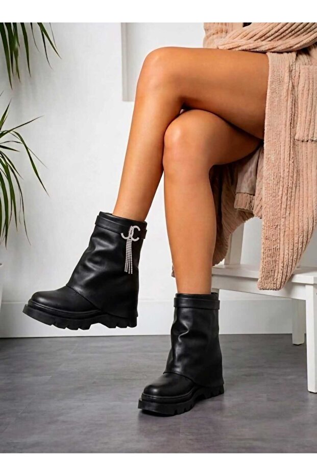 Women's Children's Boots That Offer Both Style and Comfort in One Package, Perfect Fit.