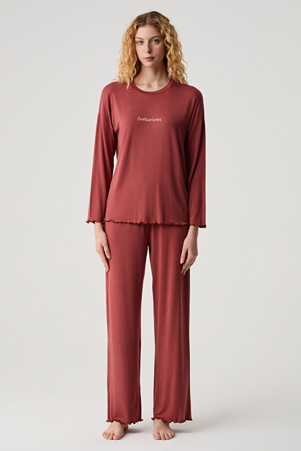 Comfortable cut pajama set