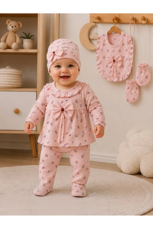 5-piece hospital discharge set with mini flowers print