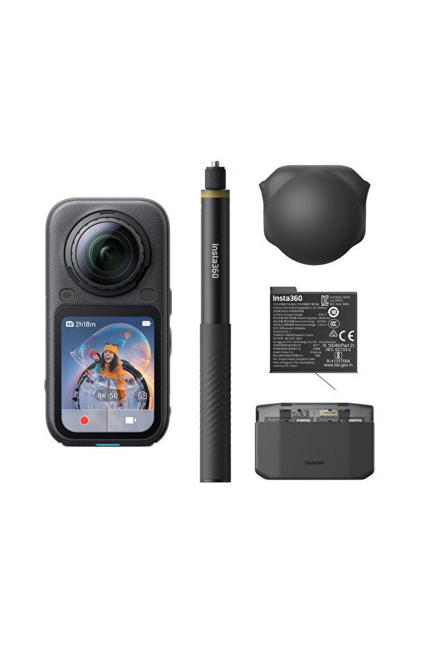 Insta360 X6 Essentials Bundle Midnight Black