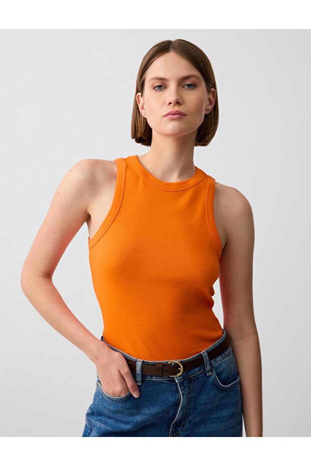 Orange Slim Fit Round Neck Sleeveless Basic Undershirt