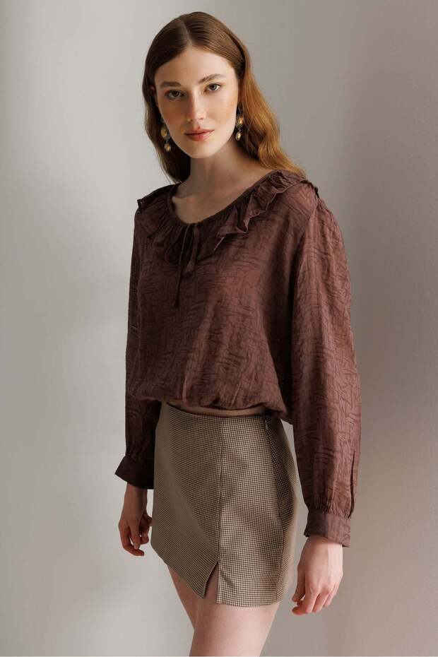 4863 women's ruffle-trimmed tie-neck long sleeve blouse - coffee