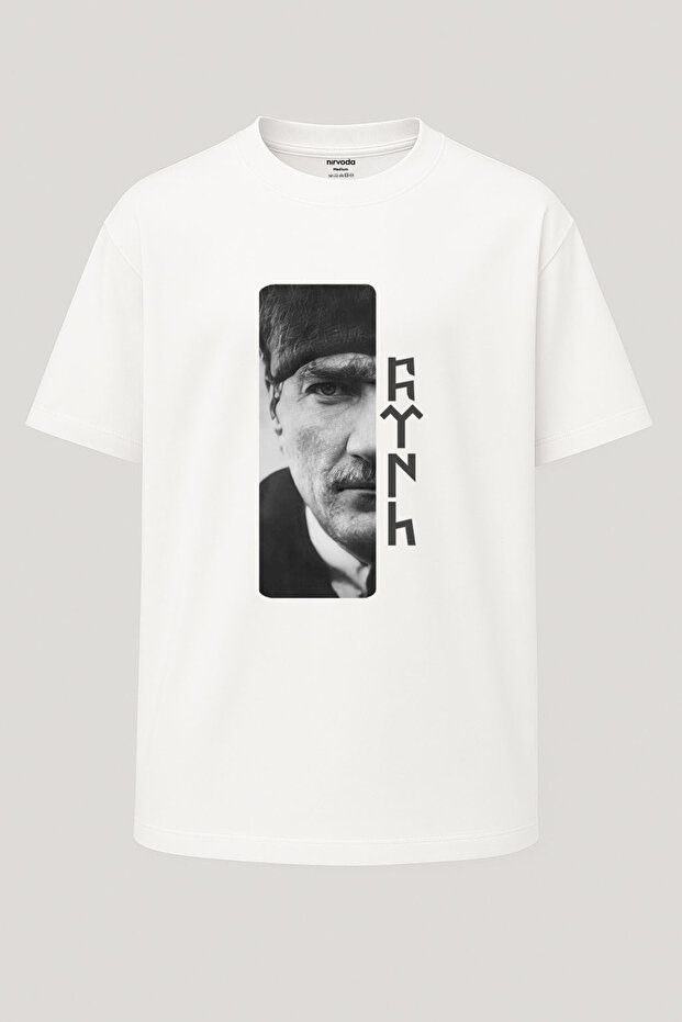 Oversize Ataturk Göktürkçe Turkish Printed T-Shirt - Wide Cut