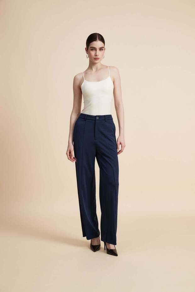 Solid Wide-Leg Pants - 1