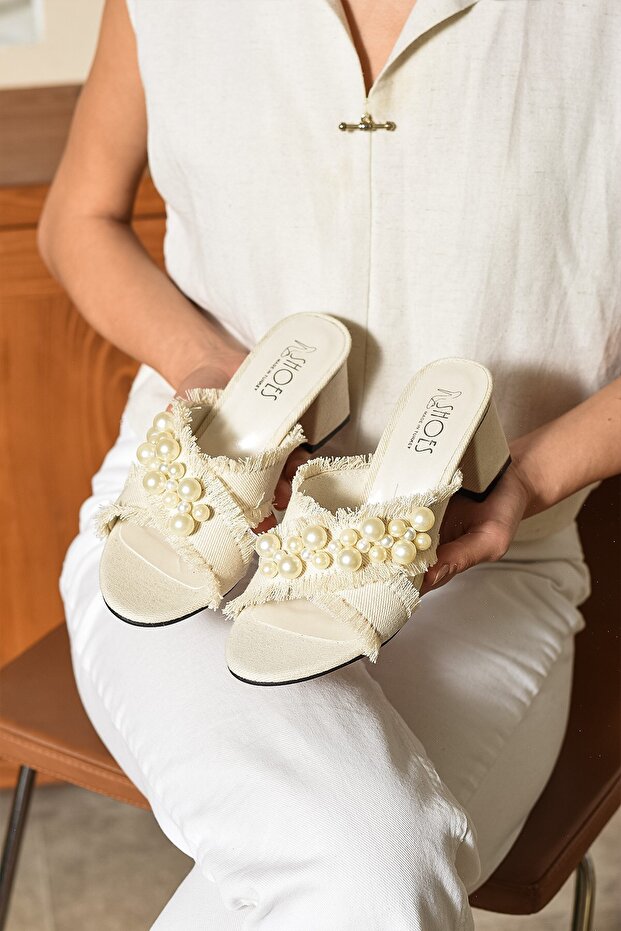 Anka Women's Straw Textured Pearl Thick Heel Ecru Slippers Sandals