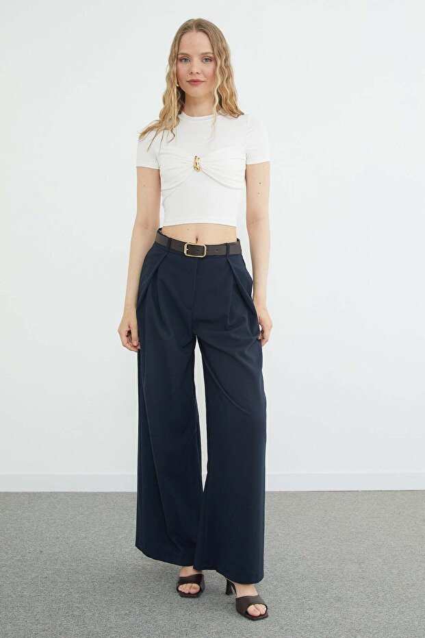 Buy Belt Li Pleated High Waist Pants