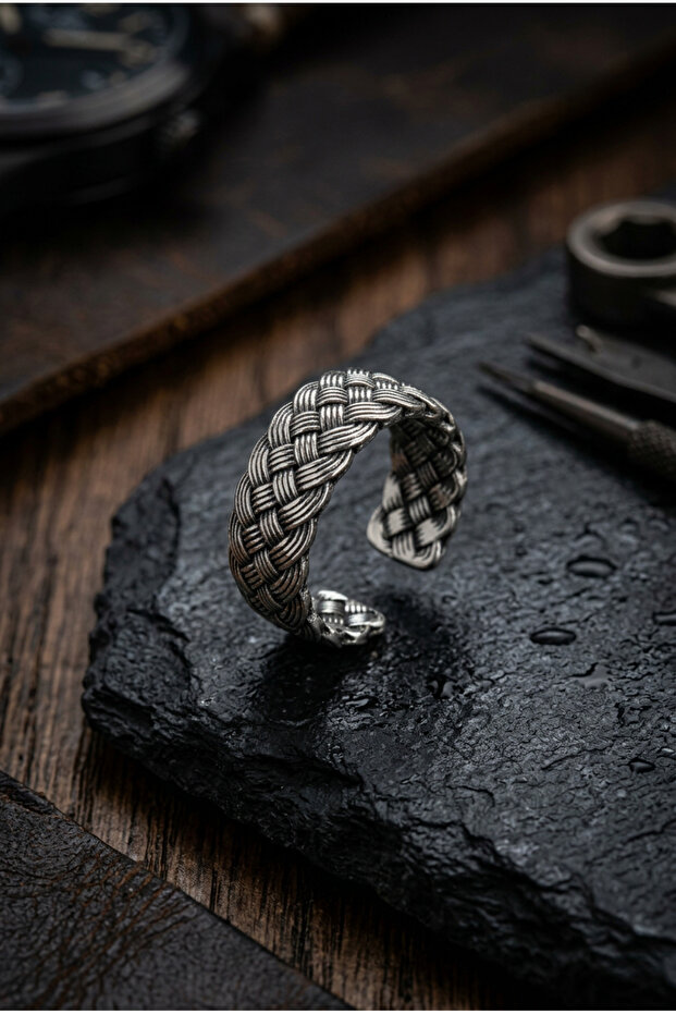 Geometric Spiral Rope Weave Antique Special Design Masculine Adjustable Men's Ring