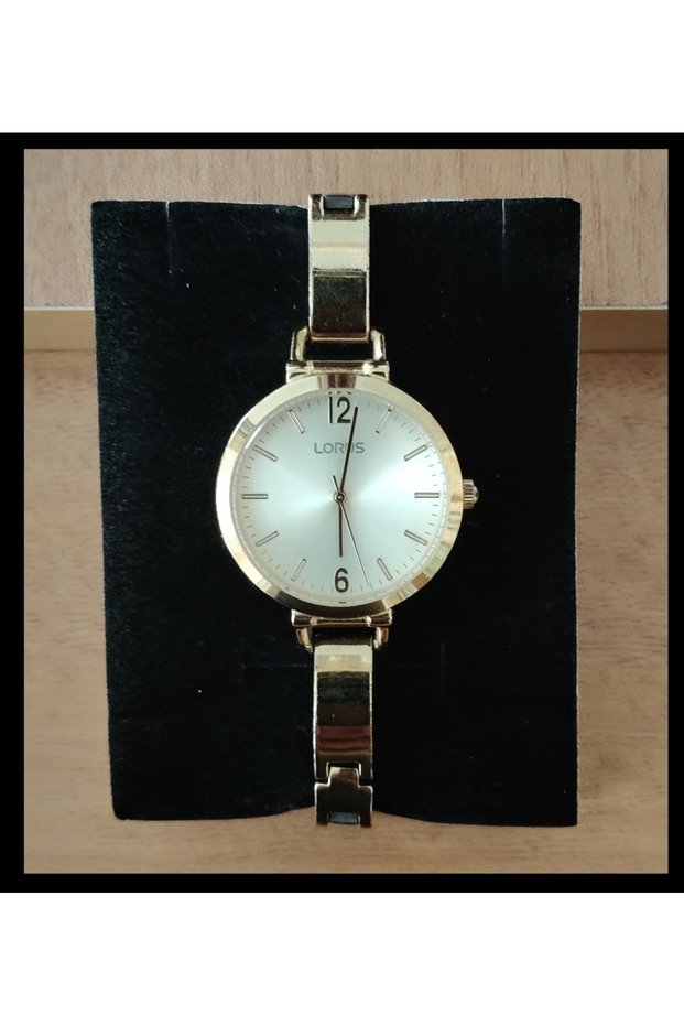 Women's Watch – the Echo of the Allure That Japanese Aesthetics Whisper in Your Ear.