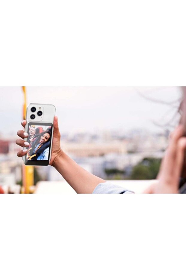 Magnetic Selfie Screen - 2