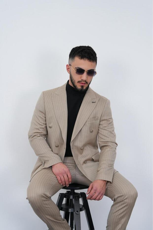 Slim Fit Men's Pointed Collar Striped Double Breasted Suit