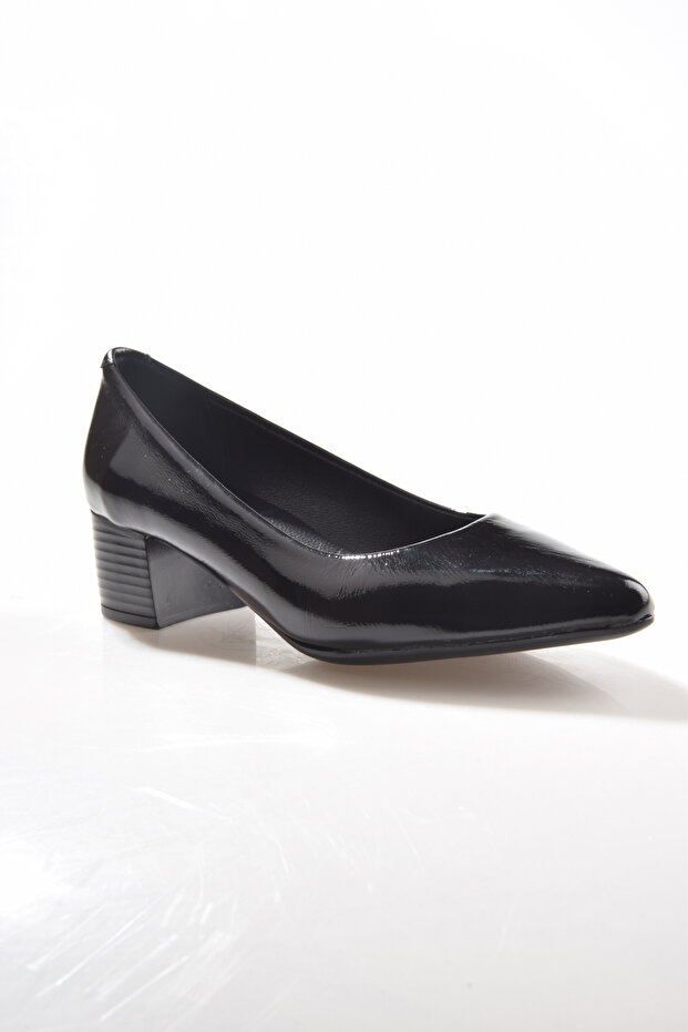 540 Women's Genuine Leather Thick Heeled Classic Shoes